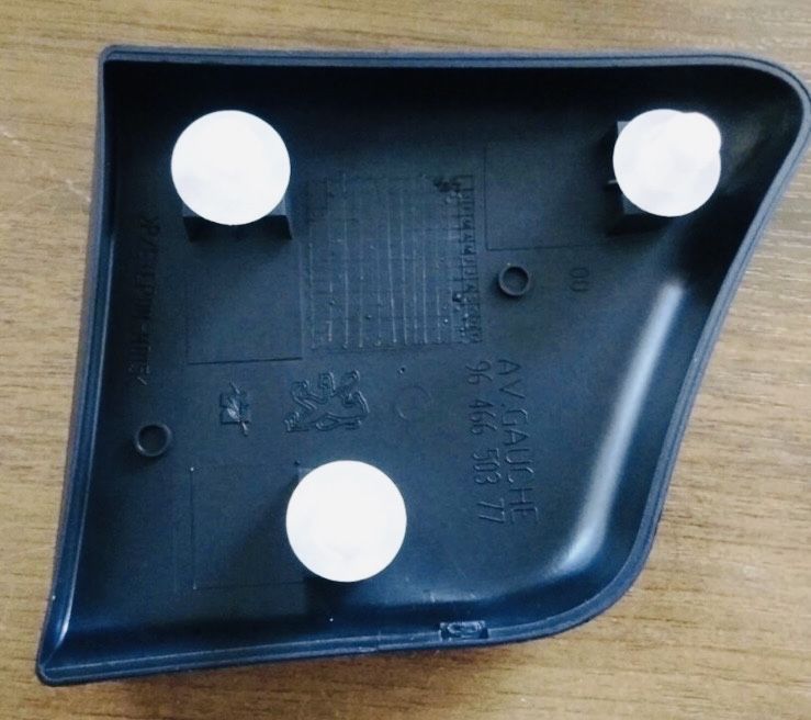 ОкантовкаКрила молдинг Citroen Berlingo Peugeot Partner для вантажівок