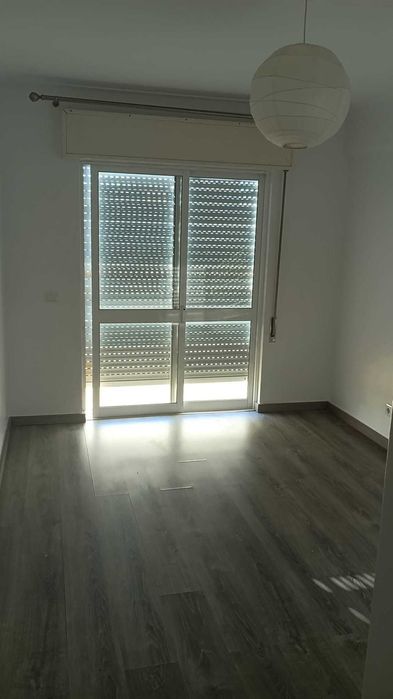 T2 com elevador e 2 casas de banho