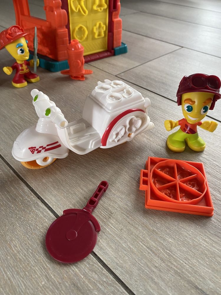 Play Doh Ogromny zestaw PlayDoh ok. 200 elementów