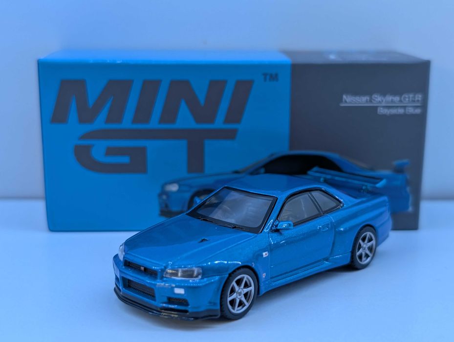 Mini gt Nissan Skyline R34 341
