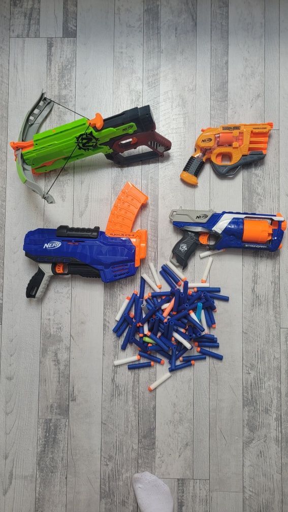Zestaw Nerf plus strzałki