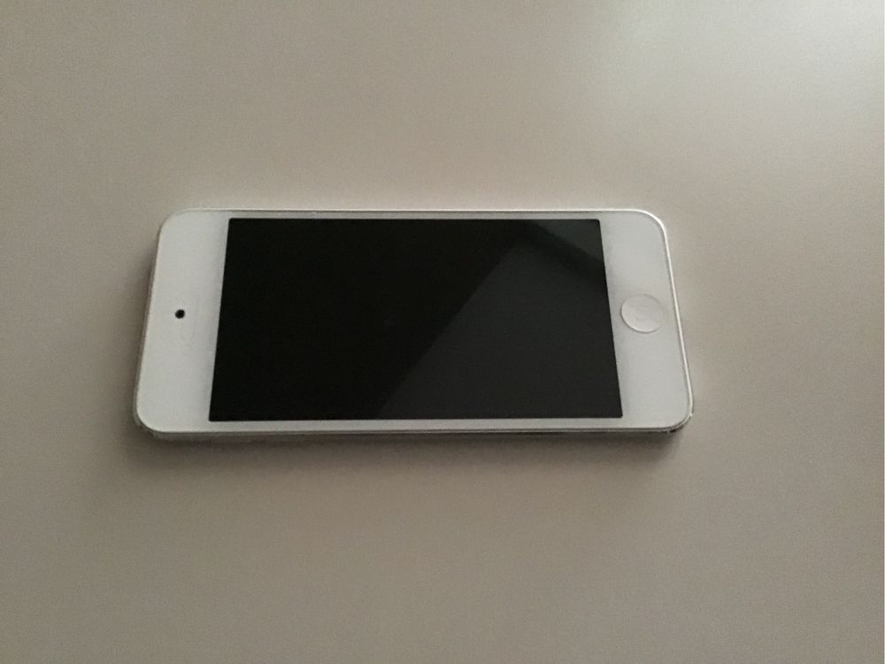 Плеер iPod touch 5g