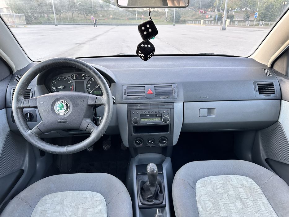 Skoda Fabia 1.4i 85000km