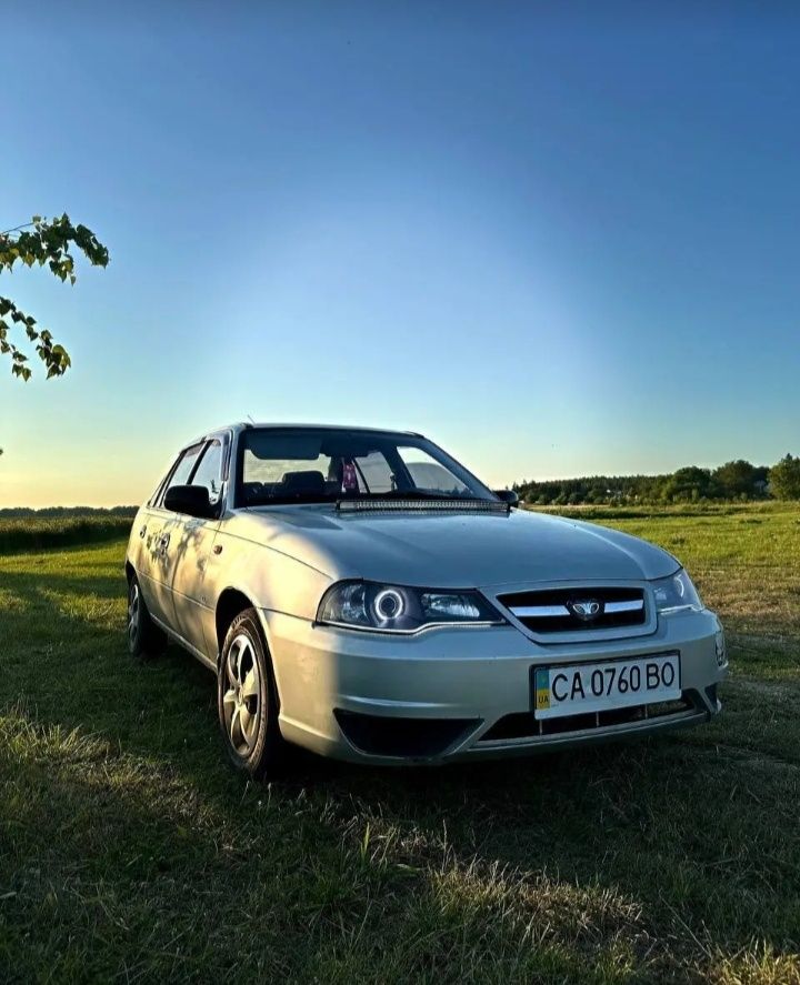 СРОЧНО Daewoo Nexia 1.6
