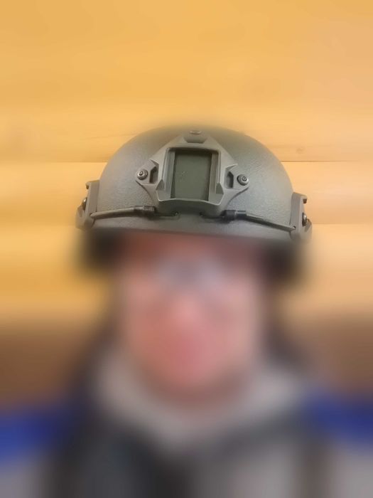 шолом Fast, новий.