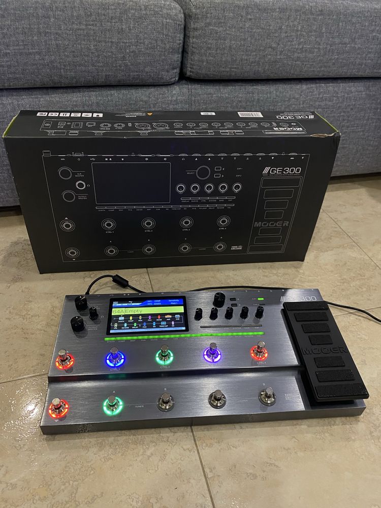 Pedaleira MOOER GE 300