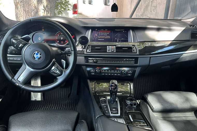 BMW 535d xDrive 2016 в топовій комплектації та ідеальному стані!