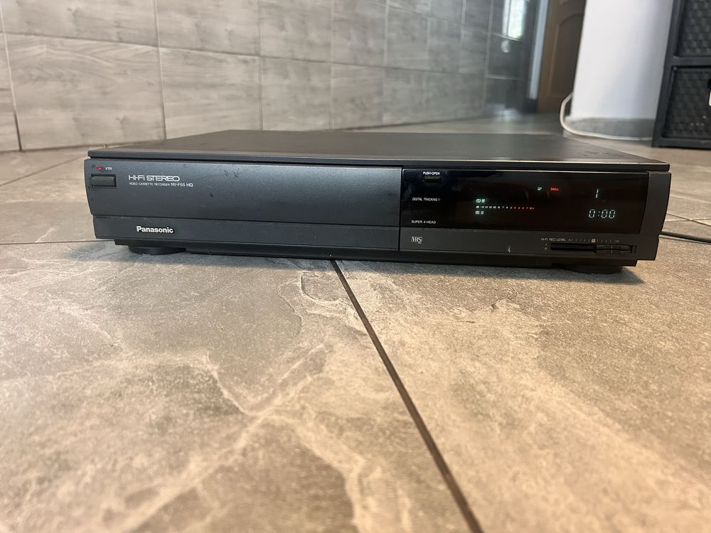 Video magnetowid Panasonic NV-F65 NV F 65 VHS