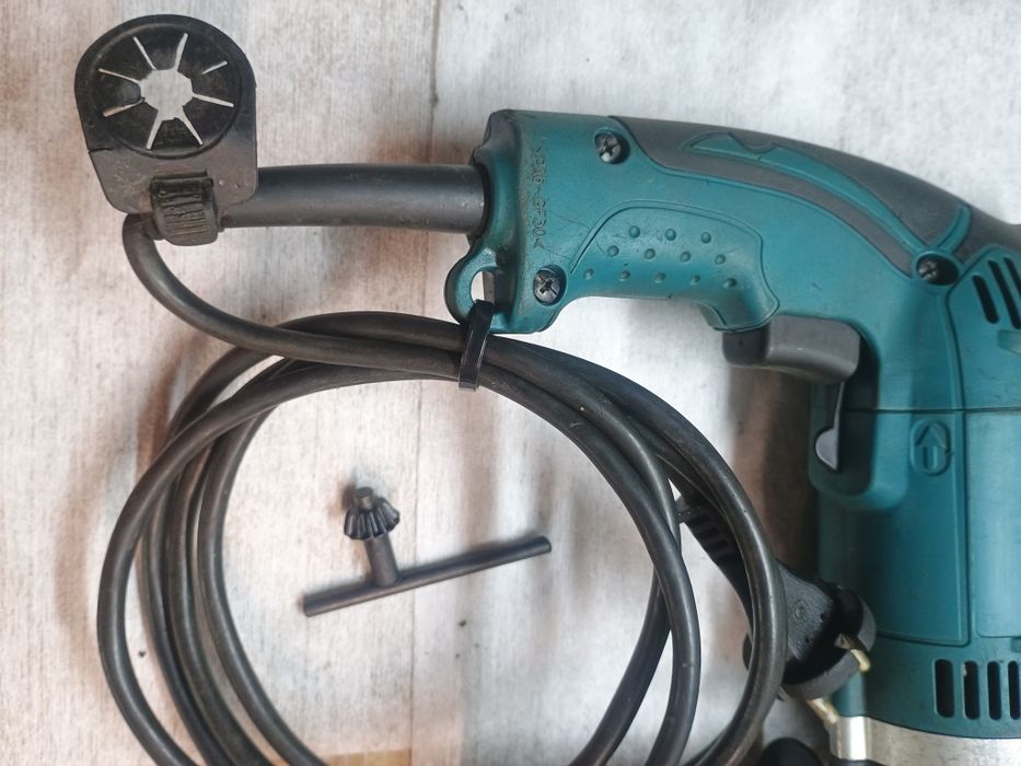 Wiertarka Makita HP 1630 z udarem