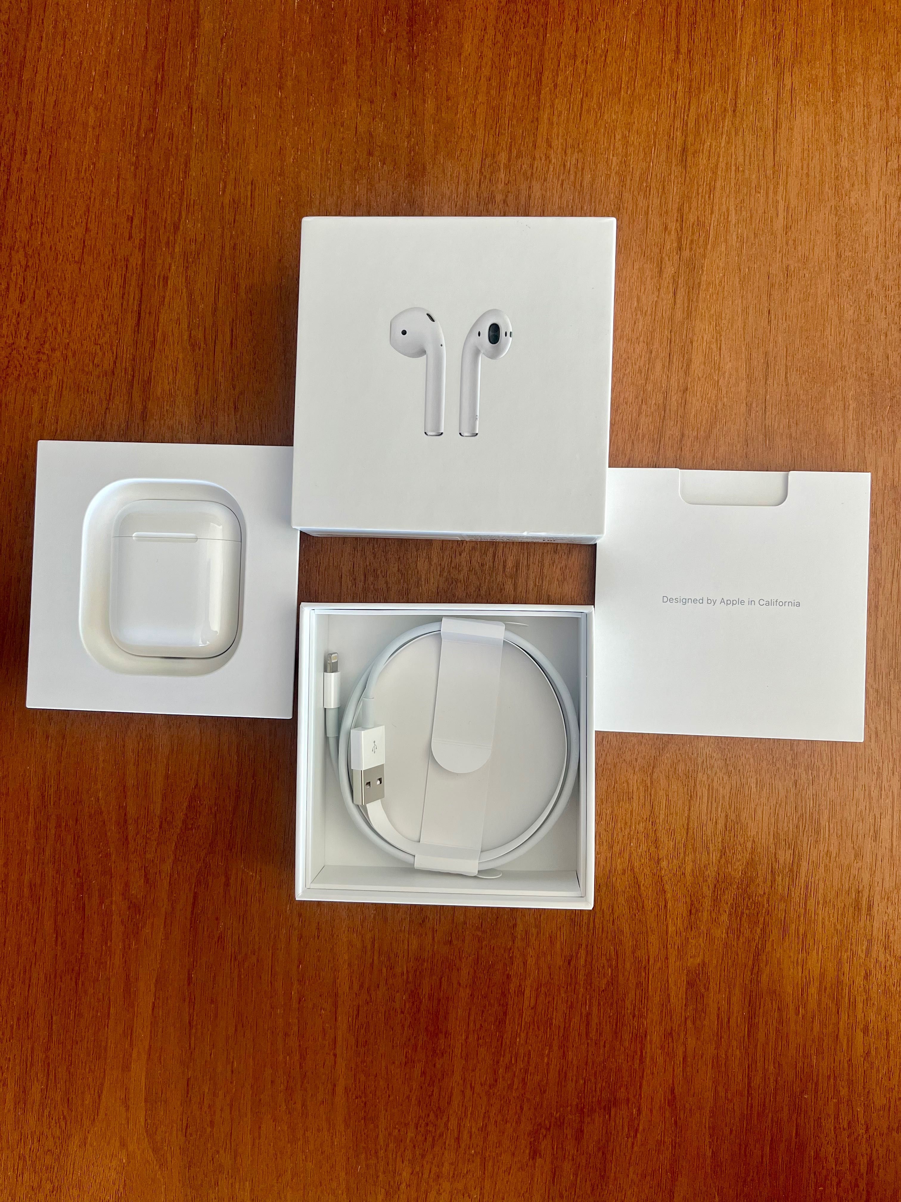 AIRPODS APPLE em ótimo estado