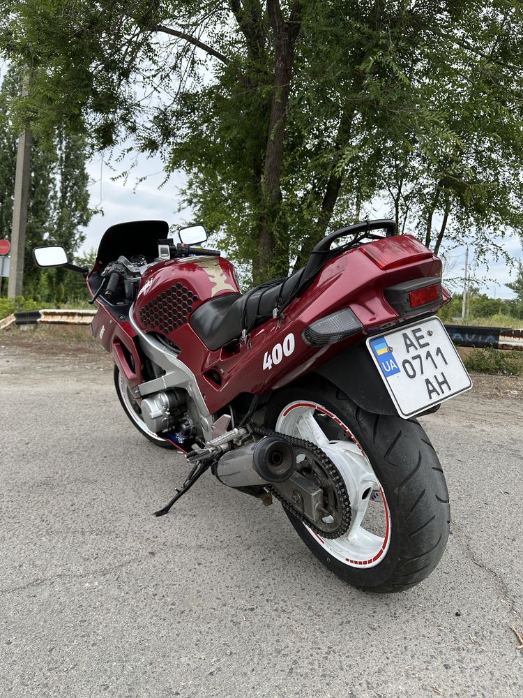 Kawasaki ZZR 400
