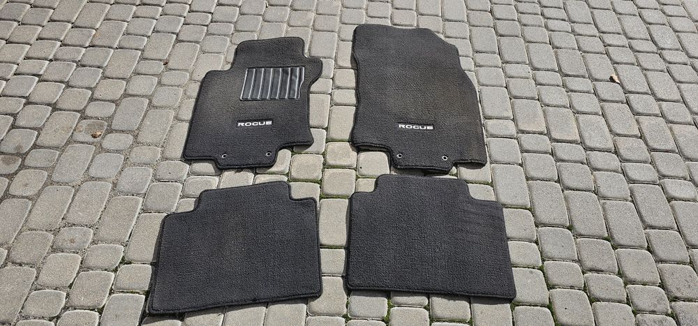 Килимки Nissan Rogue оригінал на гумовій основі t32