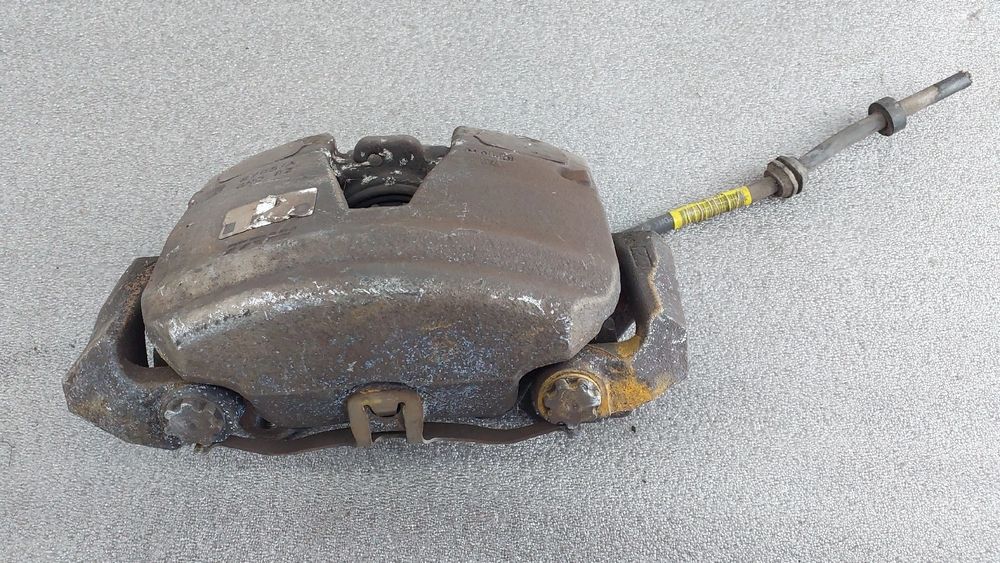 Pinça travão / maxila de travão frente direita AUDI Q5 (8R)