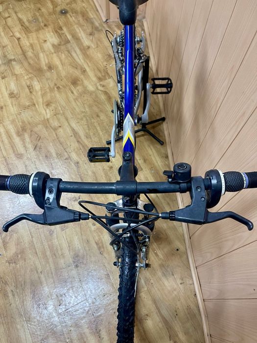 Bicicleta suspensão total