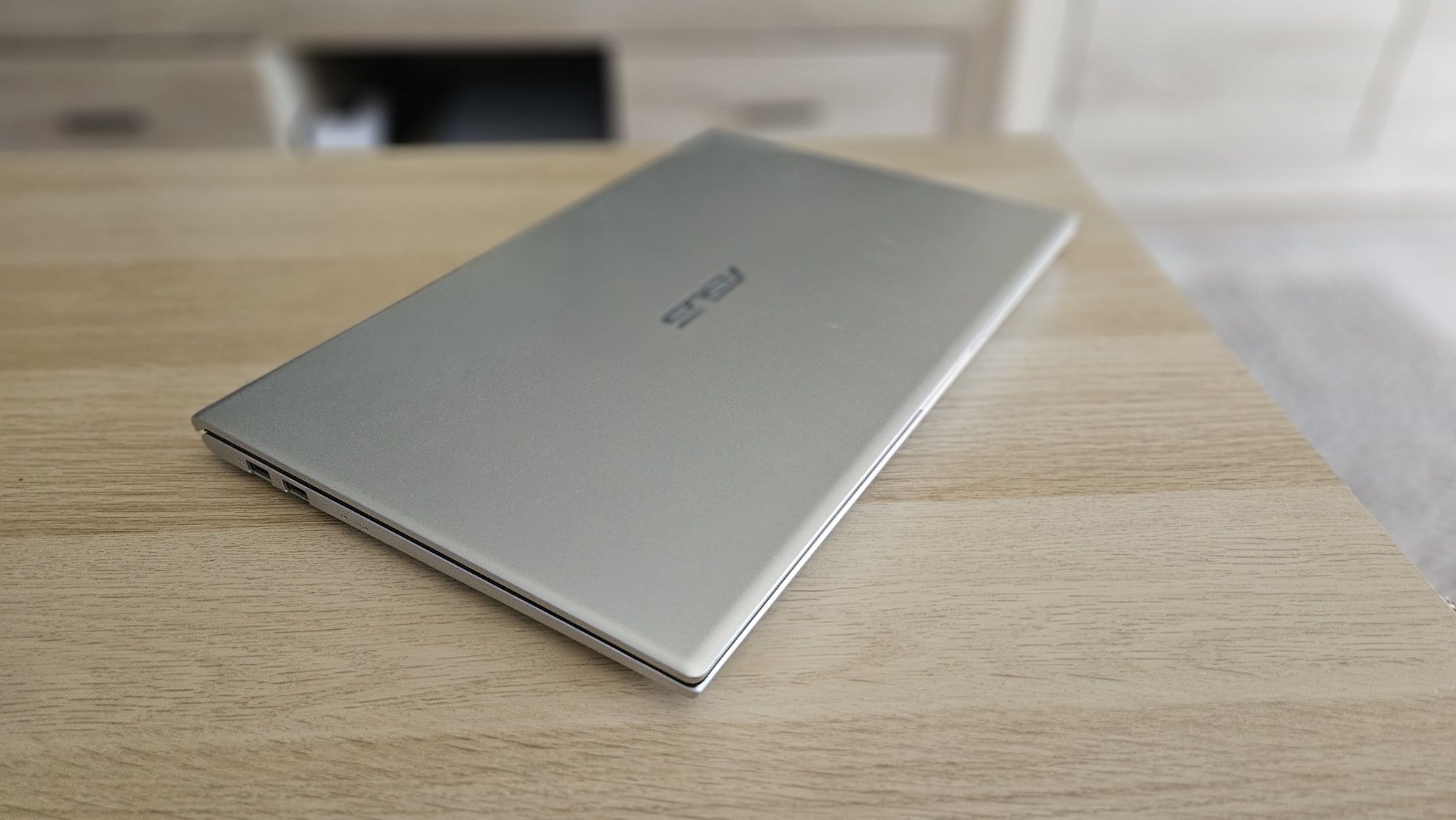 Laptop Asus Vivobook 15