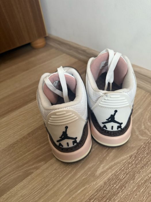 Air Jordan 3  Dark Mocha