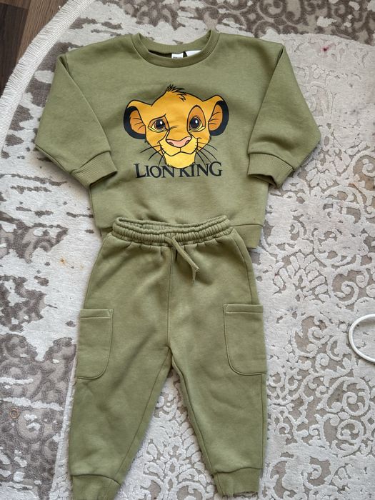 Куртка Zara зима Чоботи HM 24 розмір Шапка HM 12-18