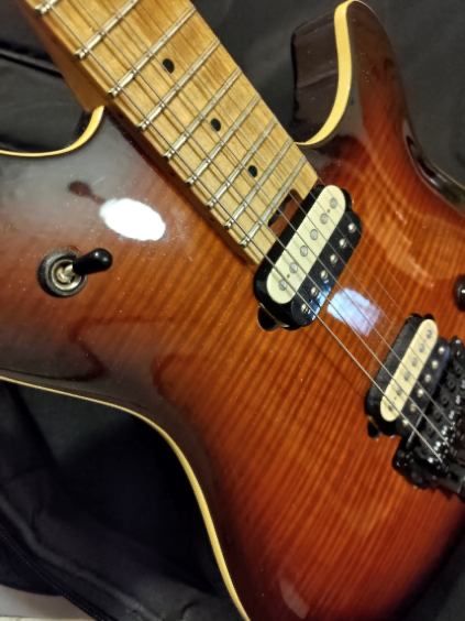 EVH Wolfgang Spejal stan idealny.