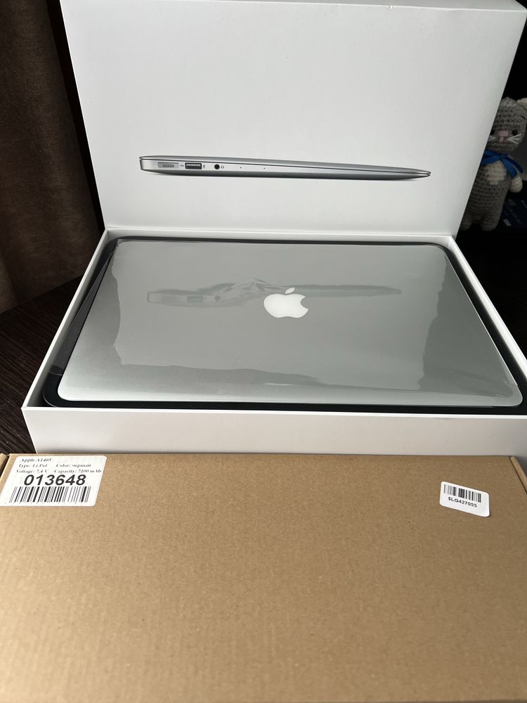 Продам MacBook Air -13