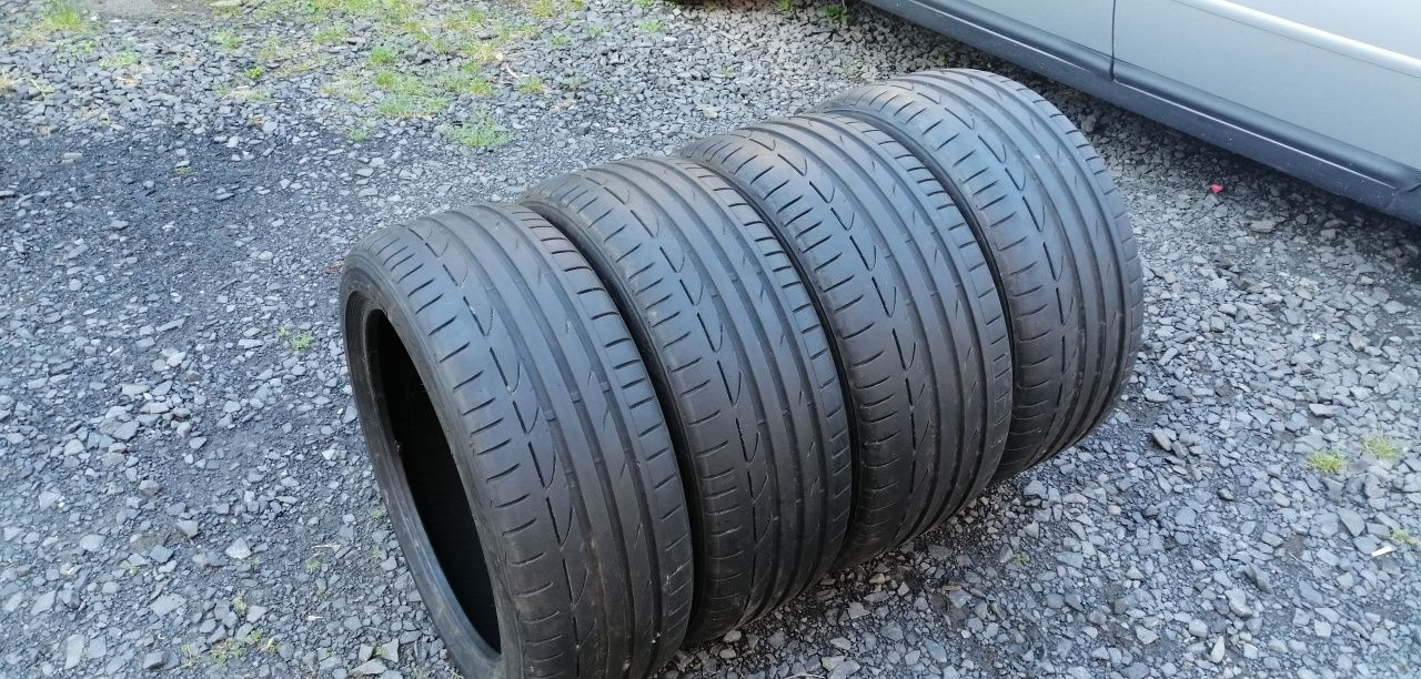 4 opony marki Bridgestone 225/45/18 i 255/40/18