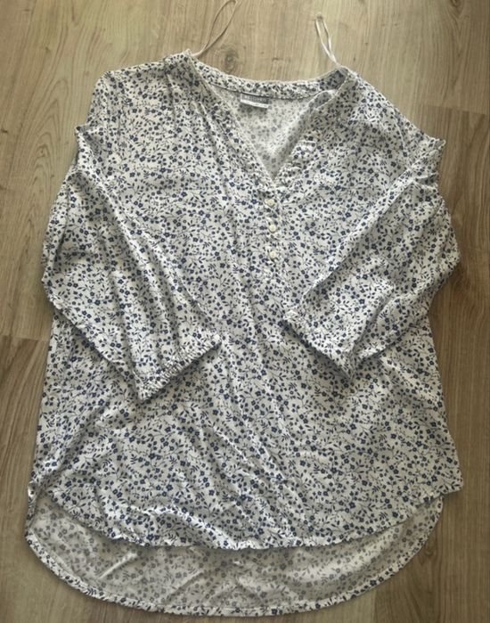 Bluzka damska w kwiaty 42