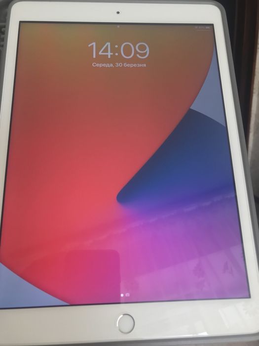 iPad 8 генерації на 128 гб