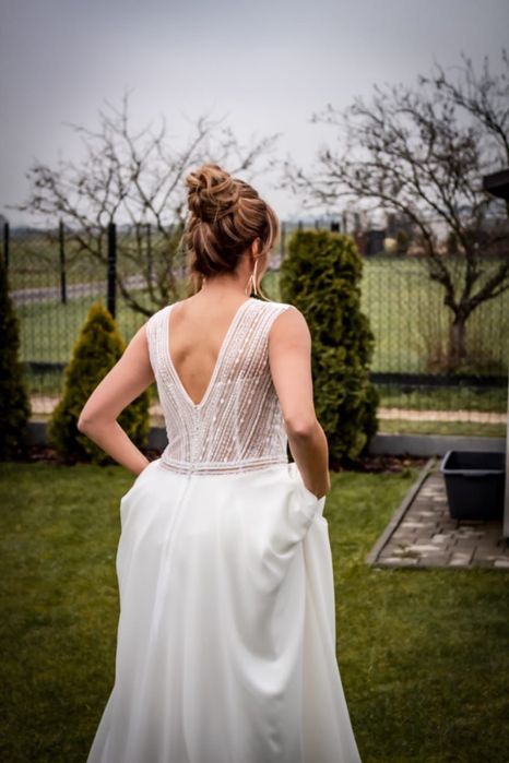 Damska suknia ślubna