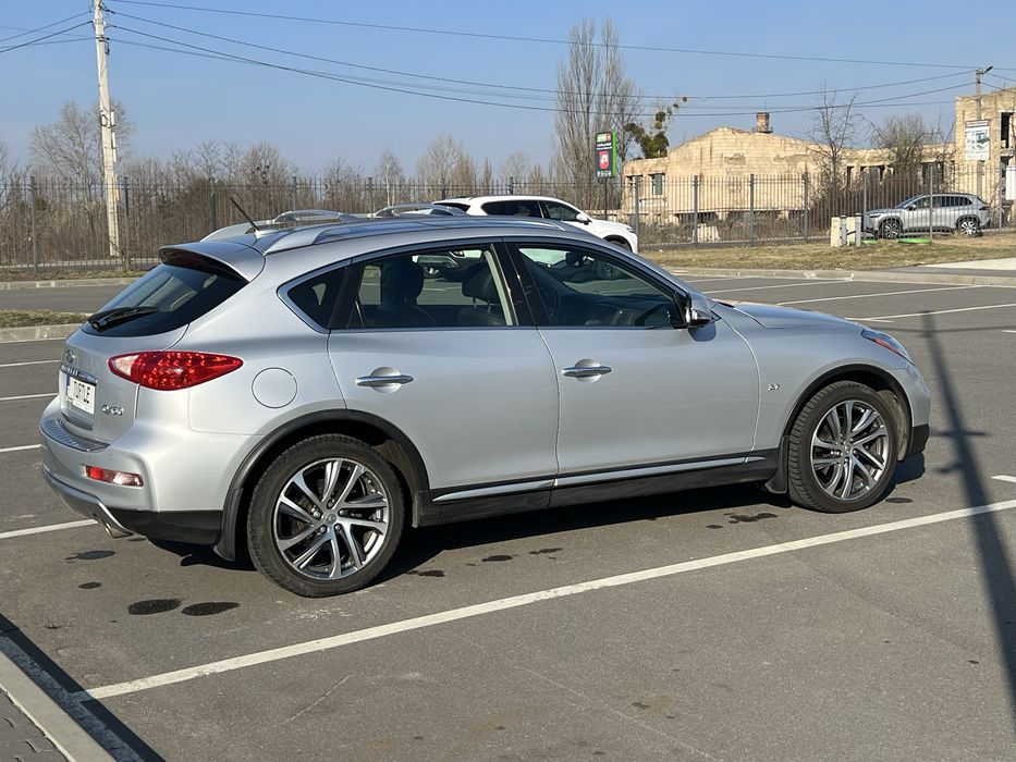 INFINITI QX50  3.7L AWD Hi-tech