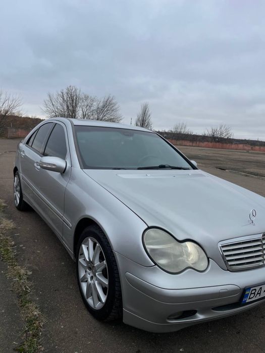 W203 2.7 cdi 2001р