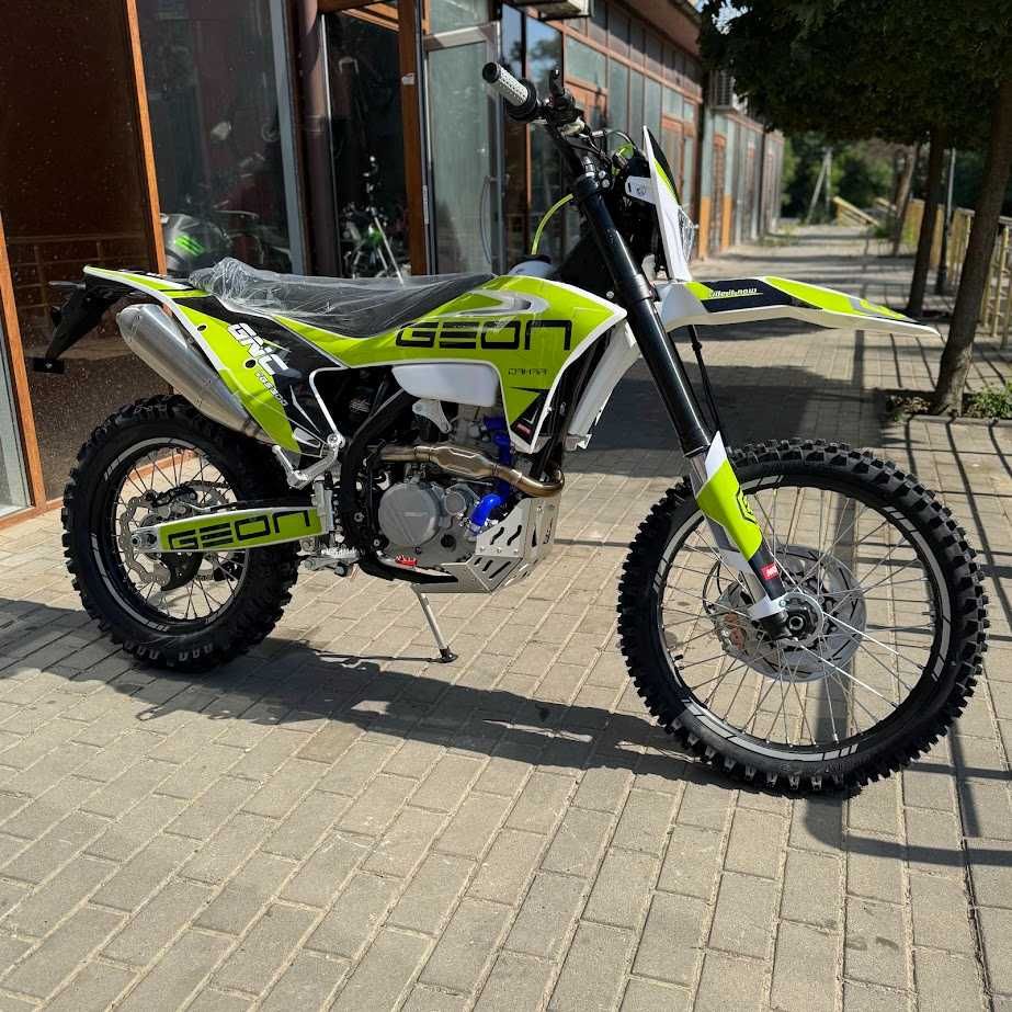 Мотоцикл GEON GNC 300