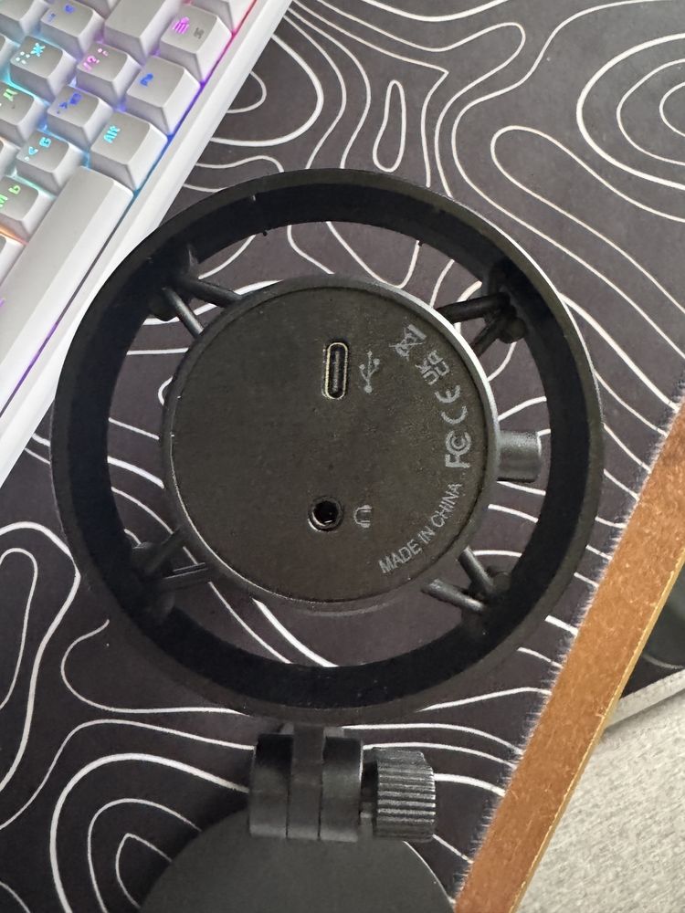 Микрофон Fifine RGB AMPLIGAME A8