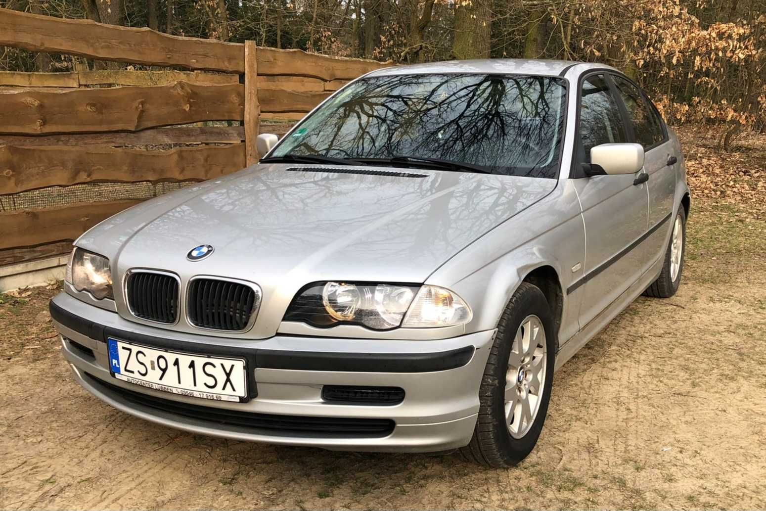 BMW 318i z 2001roku