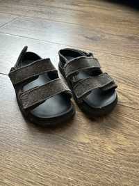 Дитячі босоніжки сандалі кросівки H&M ZARA 21 22