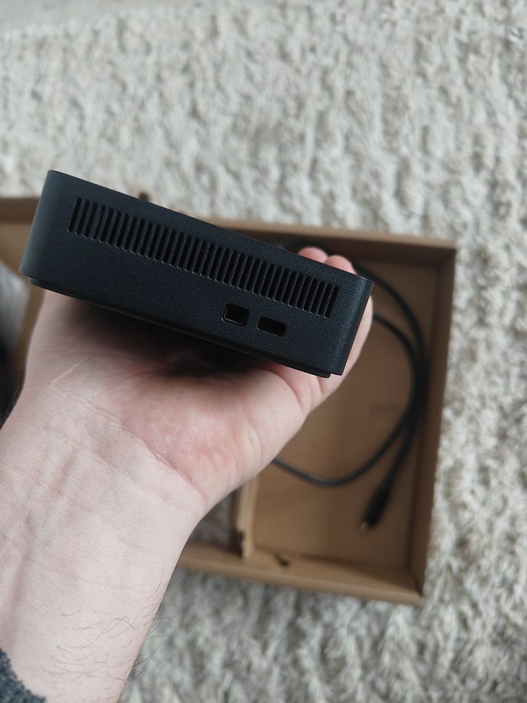 Stacja dokująca / replikator Dell Dock WD19S 130W.