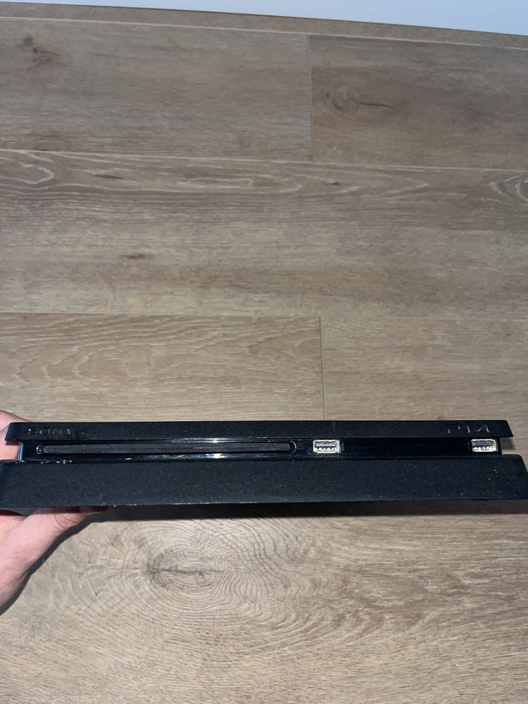 Konsola Sony PlayStation 4 slim 500GB czarna