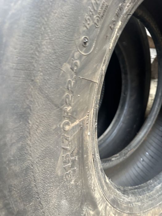 Шини 315/70r22.5 Bridgestone руль