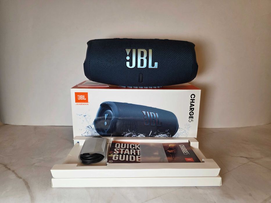 JBL Charge 5 Blue Нова, повний комплект.