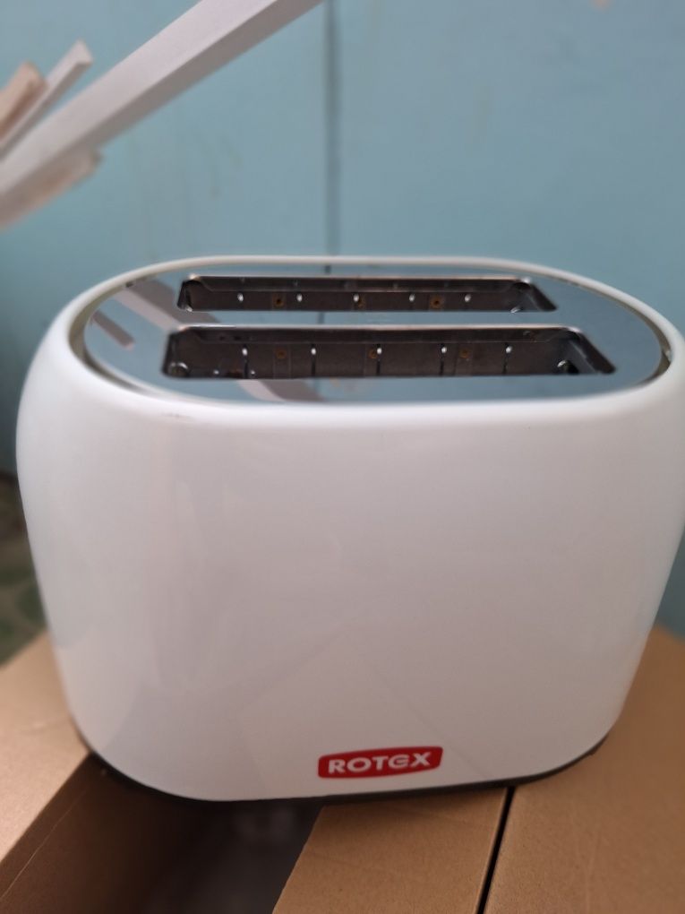Тостер Rotex новый
