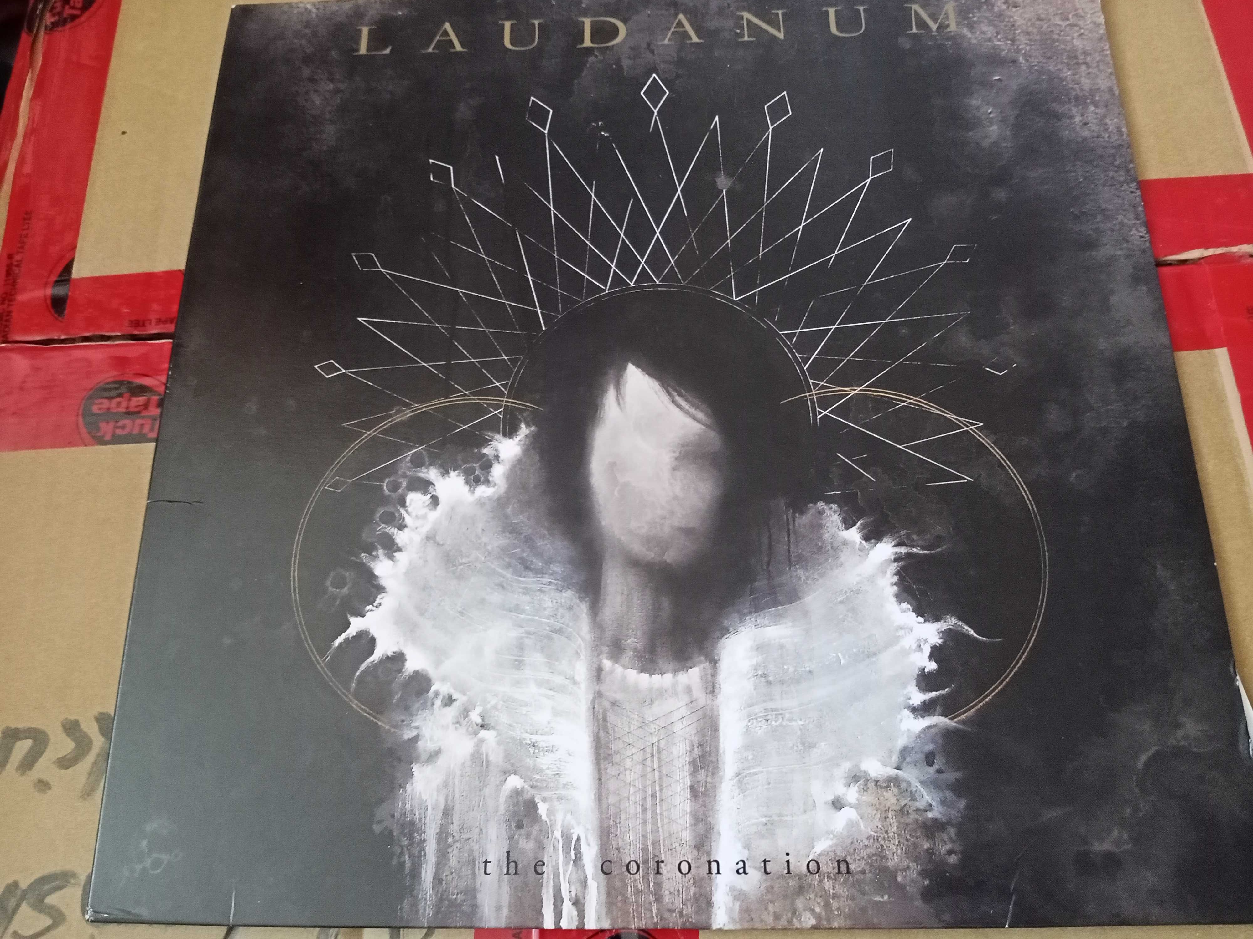 2 Płyty winylowe Laudanum-The Coronation