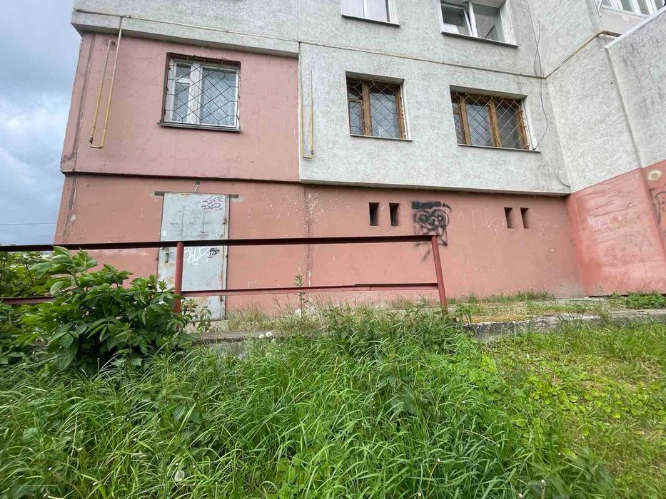 Продаж комерційного приміщення вул Б. Хмельницького