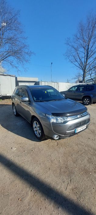 Продам Mitsubishi Outlander