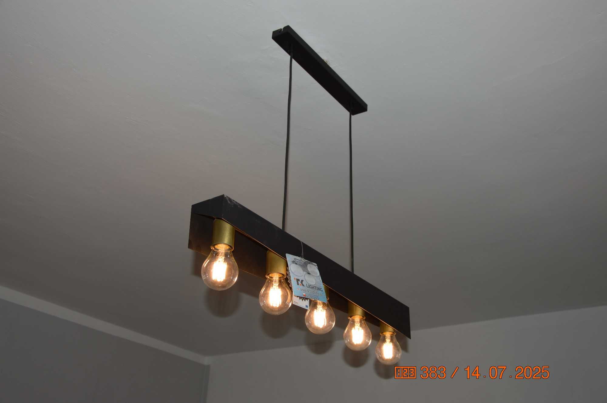 Nowa lampa Żyrandol