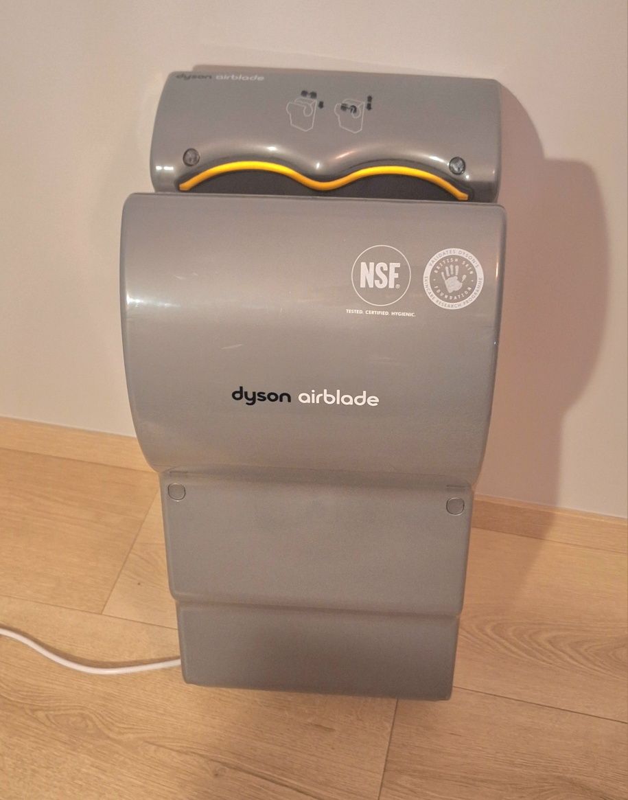 Suszarka do rak Dyson Airblade AB03