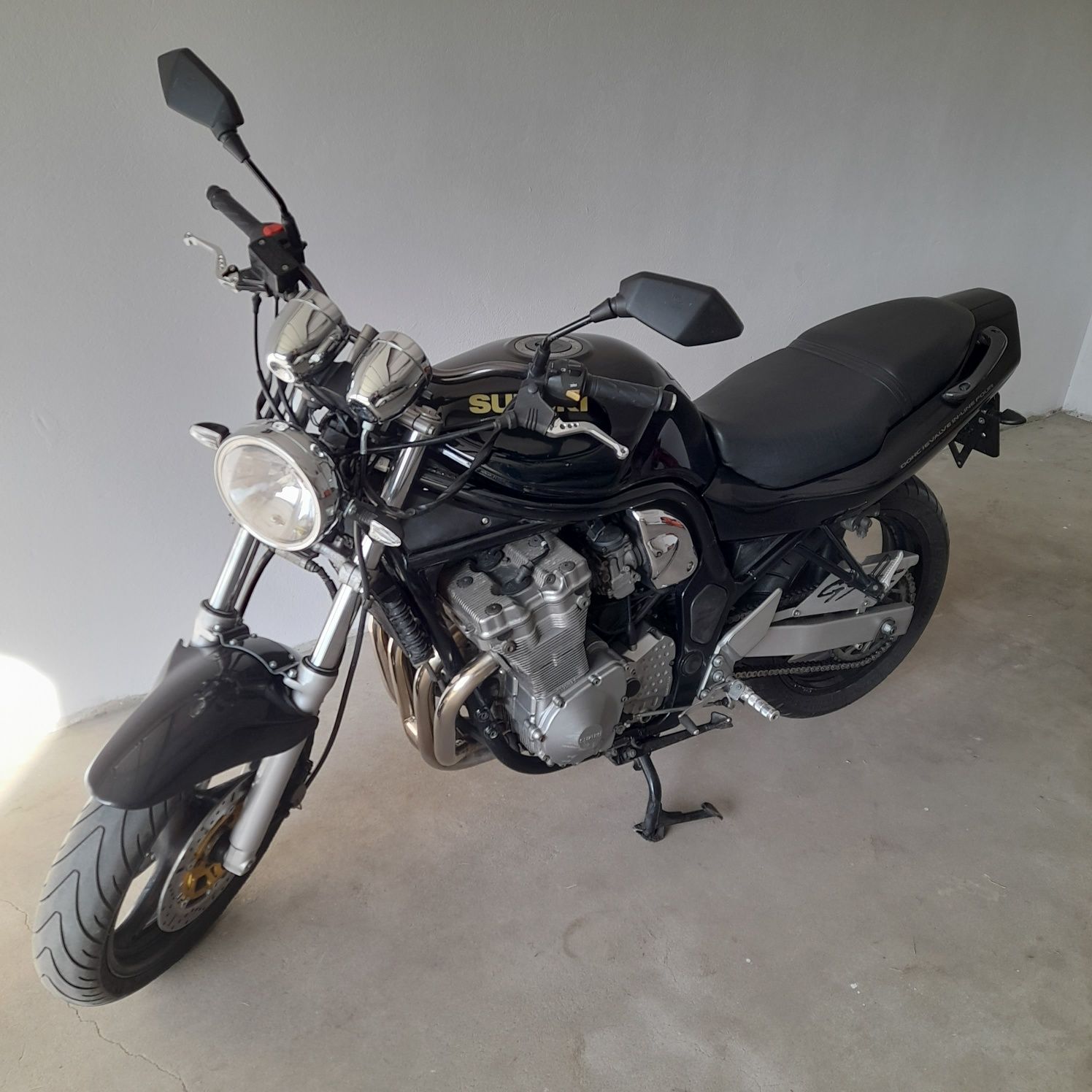 Suzuki bandit 600