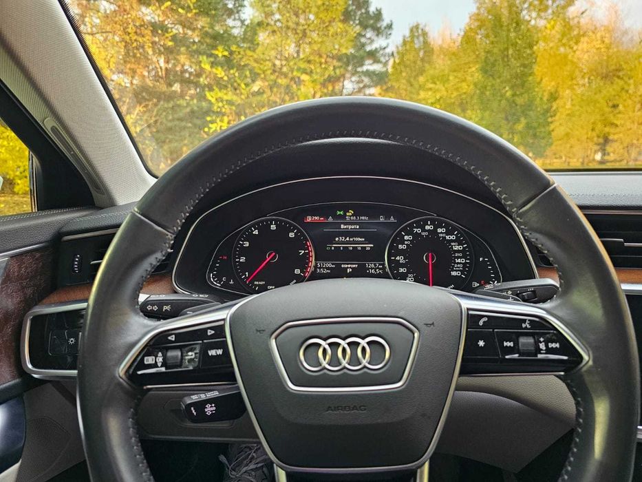 Майже новий автомобіль