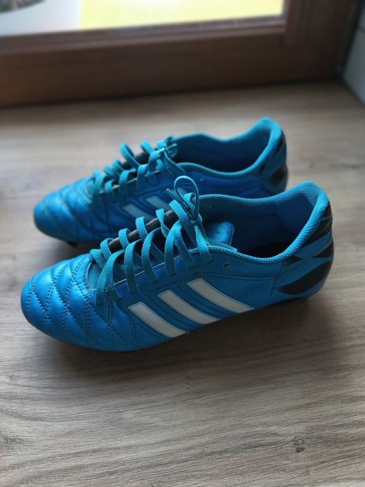 buty korki Adidas