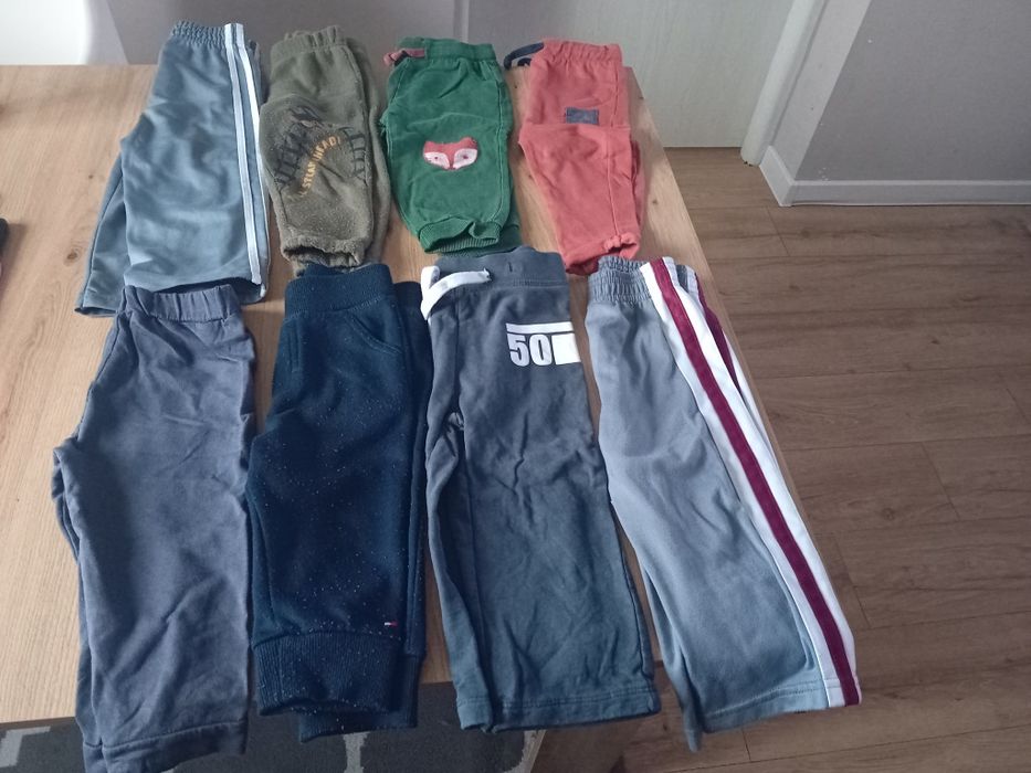 Spodnie dresowe chlopiece 86