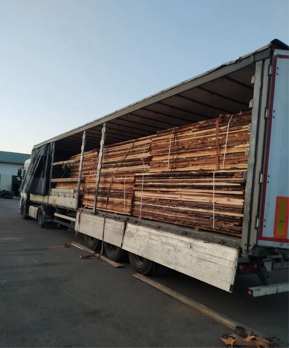 Дошка соснова необрізна 40 - ка свіжопил, пиломатеріали в наявності.