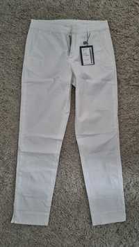 Spodnie białe Wólczanka 36