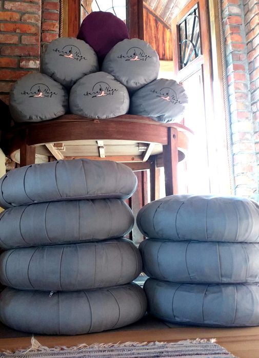 Poduszka siedzisko do medytacji ( typ Zafu)